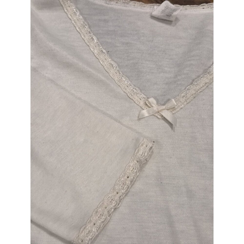 Vtg Snugglez Cotton Undershirt Lace Trim Bracelet Sleeve Sleep Top M layering - Picture 3 of 10